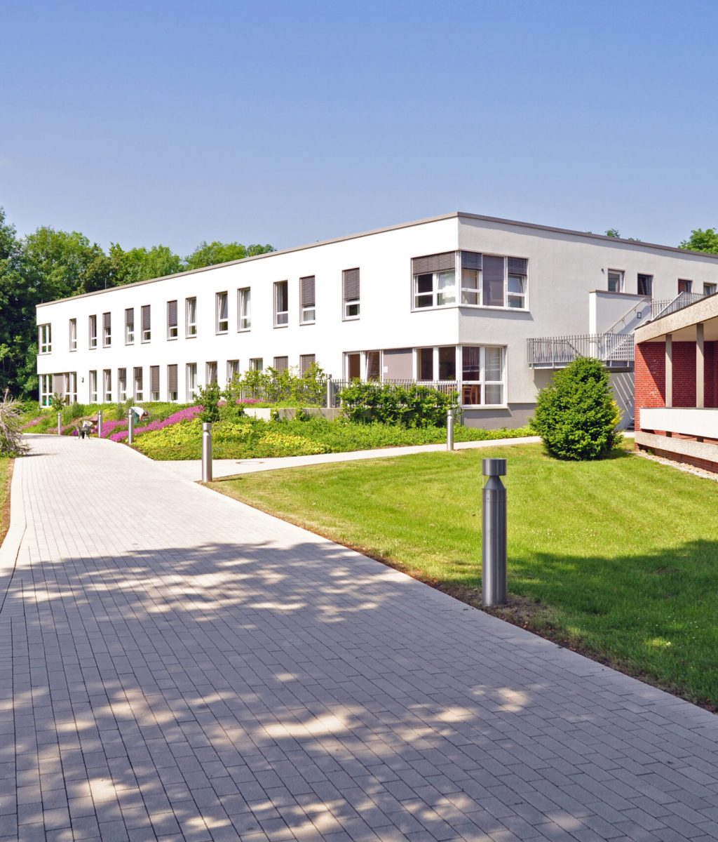 NEU_ALTBAU